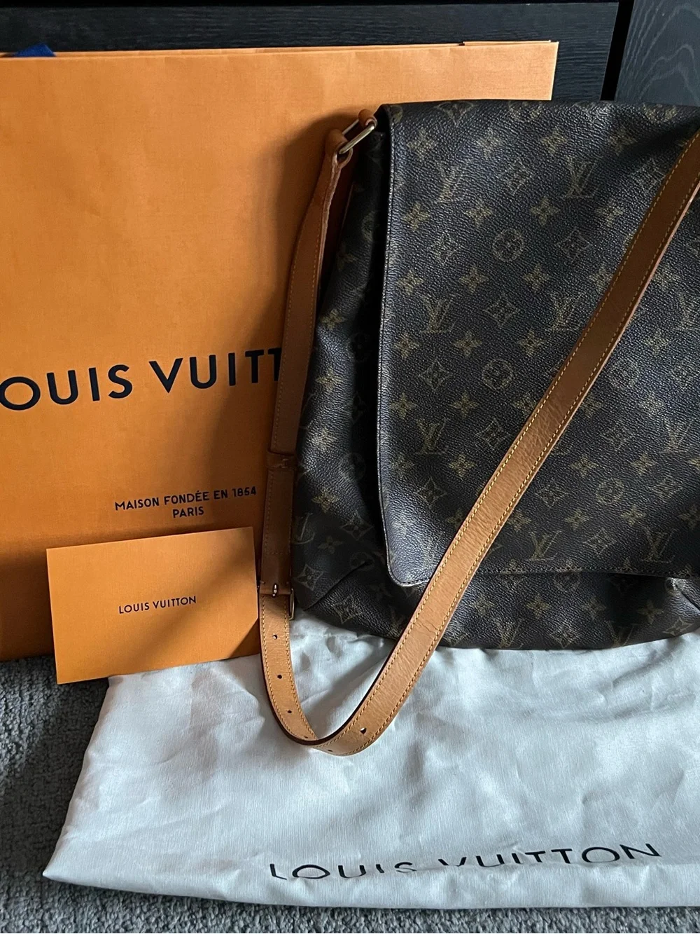 Louis Vuitton Monogram Messenger Bag new